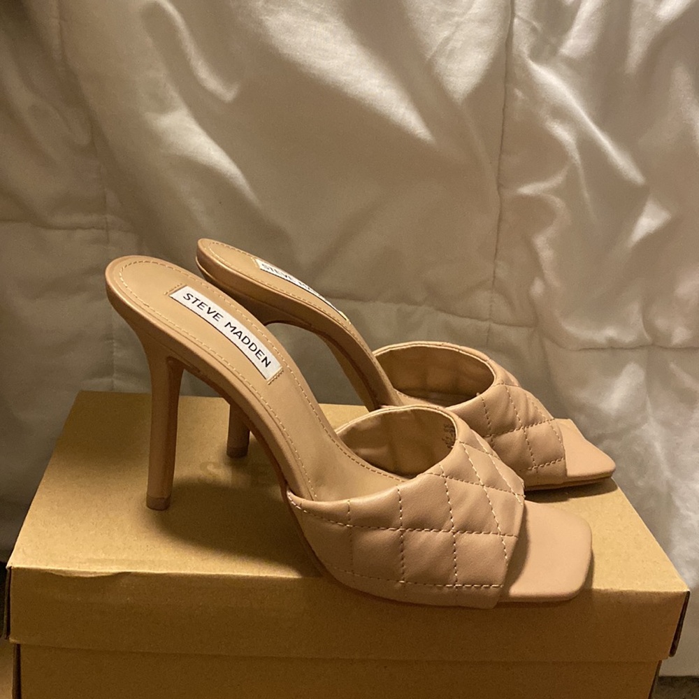 *NEW* Steve Madden Signify - Picture 6 of 7